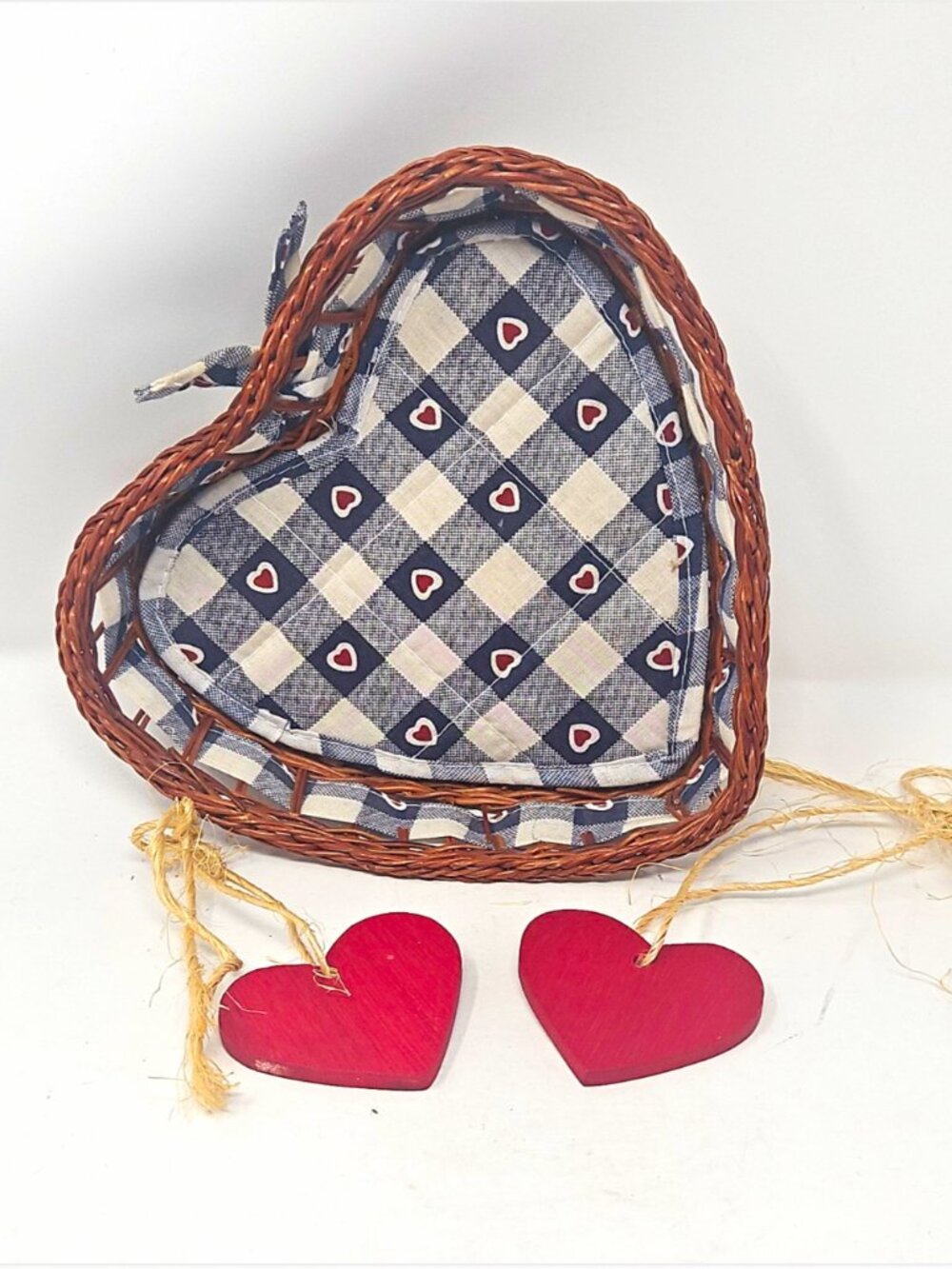 Vintage 1980s Grannycore Heart Shape Basket Gingham Quilted Lining + Ornaments
